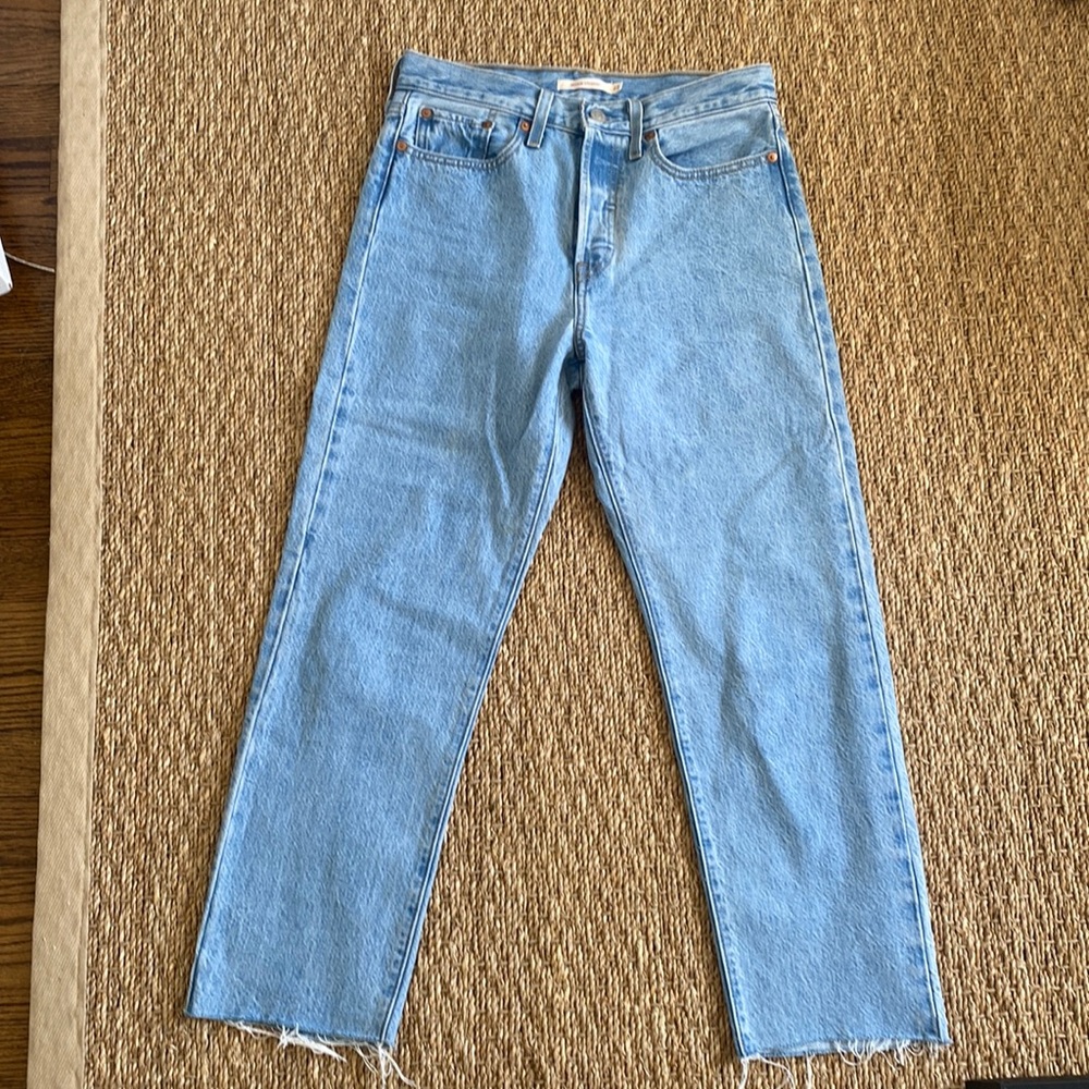 Levi’s Wedgie Straight Light Wash Jeans